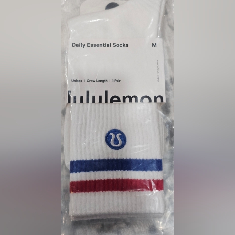 lululemon Unisex Medium Daily Essential Crew Socks. Blue/Red, New, 1 Pair - Picture 2 of 3